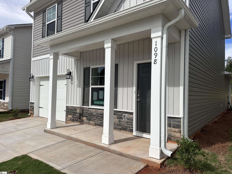 Property image 2 at 1098 Silverbend Trail, Duncan, SC 29334