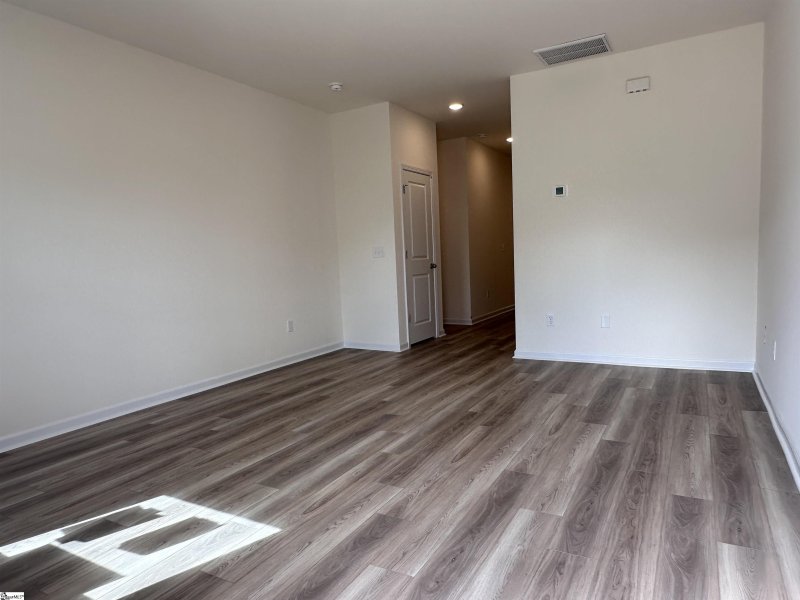 Property image 3 at 1098 Silverbend Trail, Duncan, SC 29334