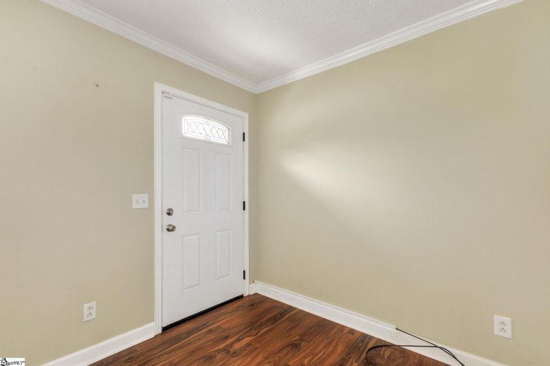 Property image 3 at 107 Truman Street, Easley, SC 29642