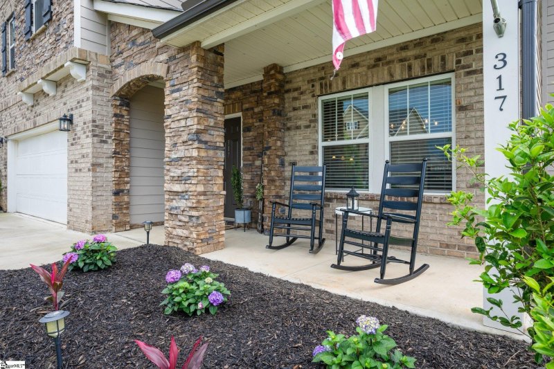 Property image 3 at 317 Lindstrom Court, Simpsonville, SC 29680