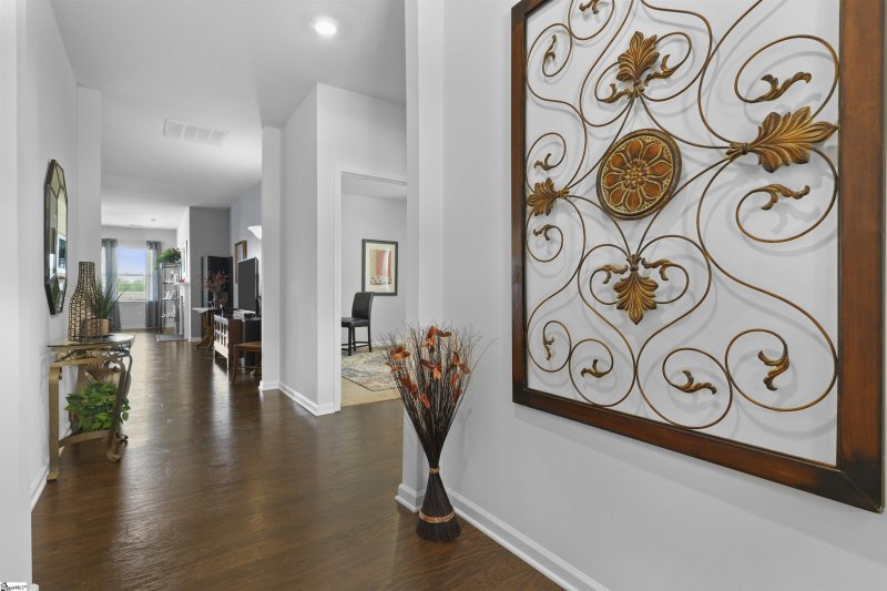 Property image 3 at 735 Liberty Walk Lane, Simpsonville, SC 29681