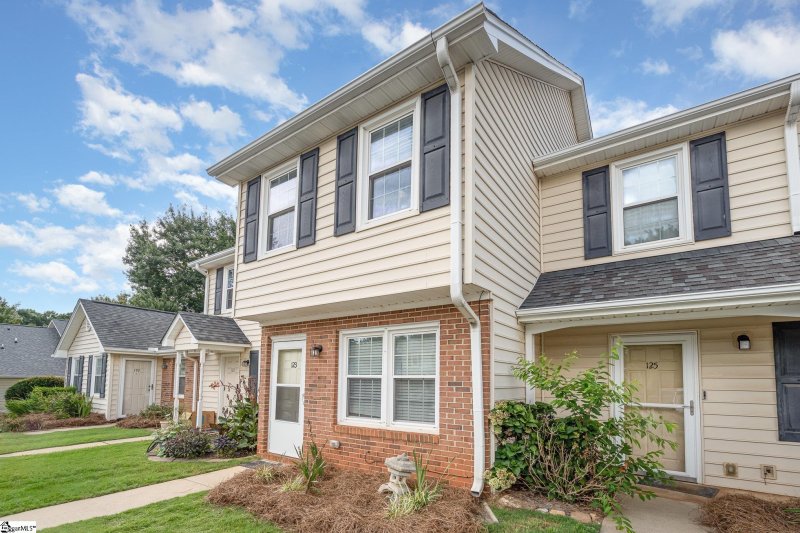 Property image 2 at 123 Trailside Lane, Greenville, SC 29607