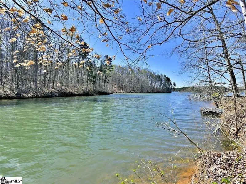 407 Blue Ridge Court