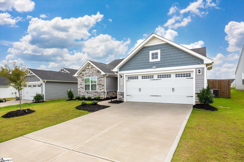 Property image 2 at 2226 Hemming Way, Boiling Springs, SC 29316