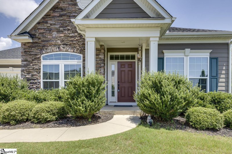 Property image 3 at 30 Pequot Drive, Greenville, SC 29607