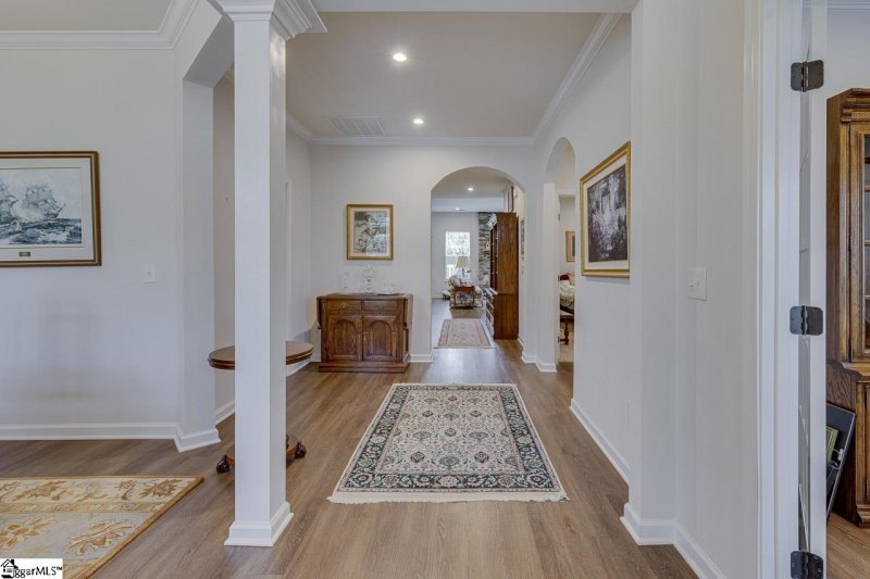 Property image 4 at 30 Pequot Drive, Greenville, SC 29607