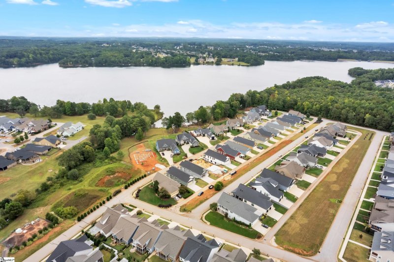 Property image 5 at 516 Coolwater Drive, Taylors, SC 29687