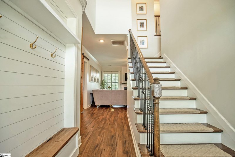 Property image 2 at 512 Ladysmith Drive, Simpsonville, SC 29681