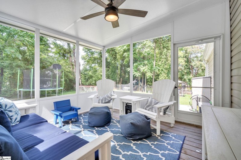 Property image 4 at 19 Balsam Drive, Greenville, SC 29607
