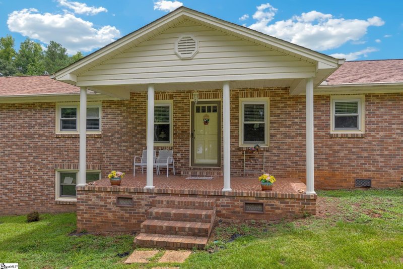 Property image 4 at 1219 Lakeside Drive, Anderson, SC 29621