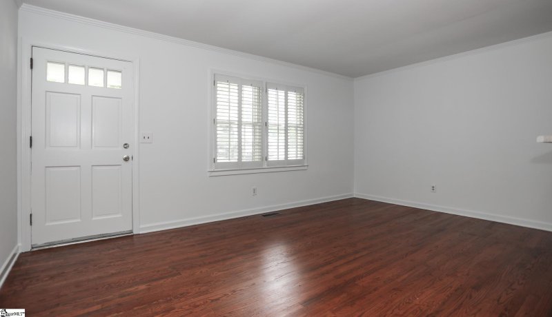 Property image 4 at 10 Trent Drive, Taylors, SC 29687