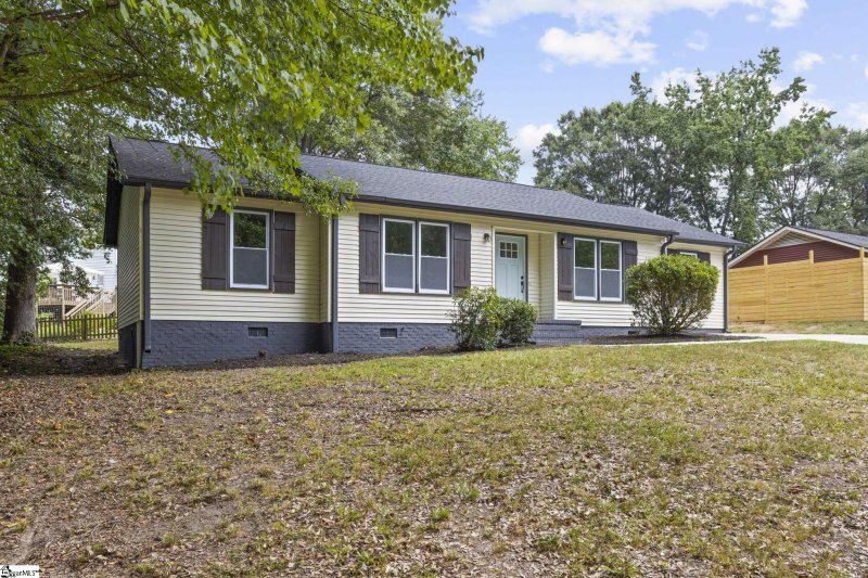 Property image 3 at 115 Buckingham Way, Taylors, SC 29687