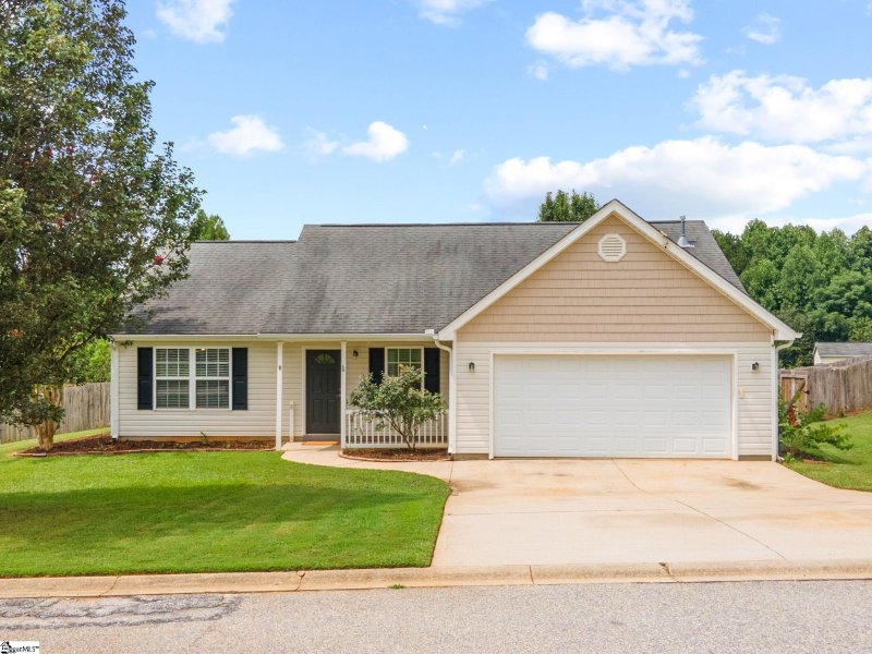 Property image 2 at 6 REGIONAL Drive, Greer, SC 29651