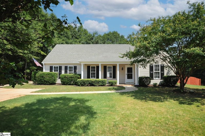 Property image 2 at 100 Kensett Drive, Williamston, SC 29697