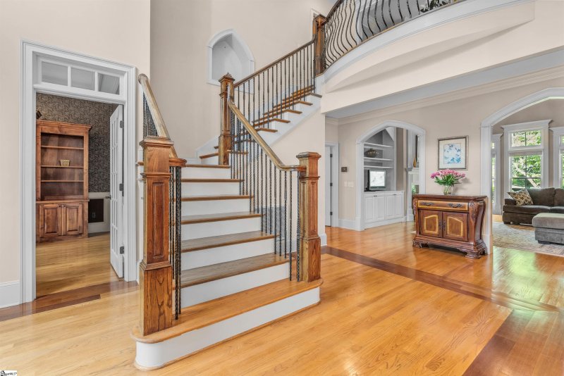 Property image 2 at 601 Brixton Circle, Simpsonville, SC 29681