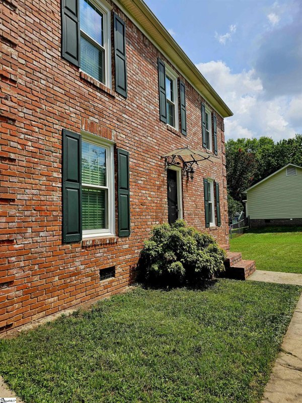 Property image 3 at 534 Indian Trail, Taylors, SC 29687