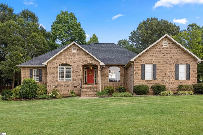 Property image 5 at 105 Woods Way, Anderson, SC 29625