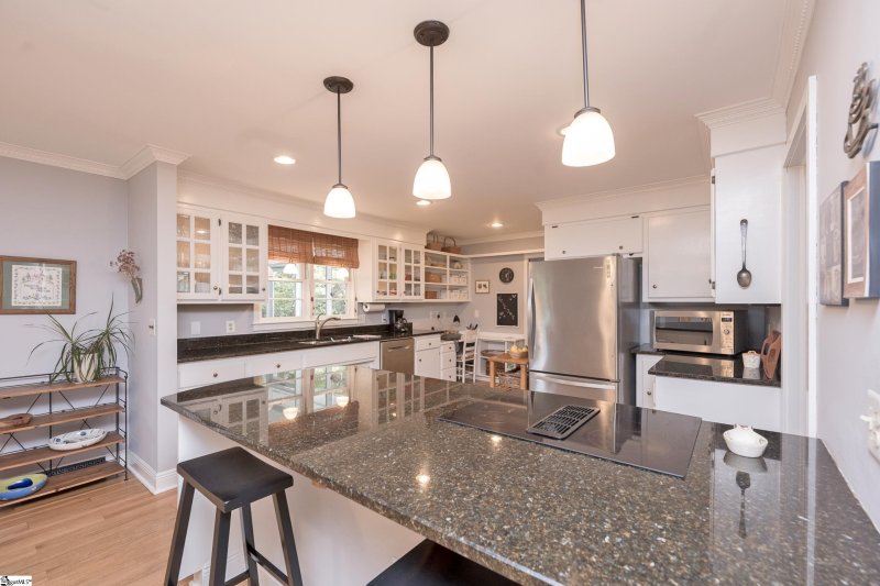 Property image 4 at 105 Stone Ridge Road, Greer, SC 29650