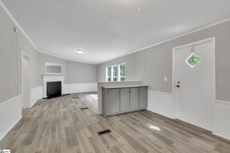 Property image 5 at 3 Riverbreeze Road, Greenville, SC 29611