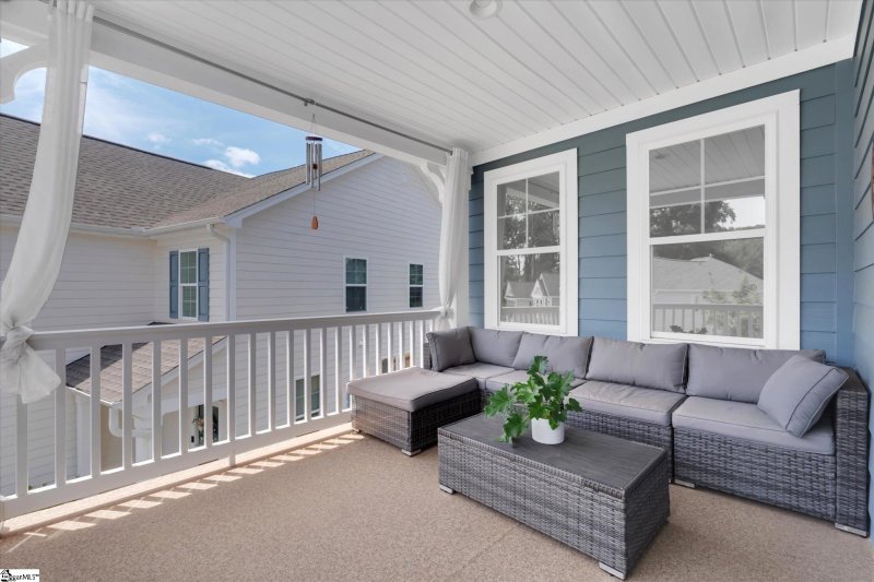 Property image 4 at 38 Tyrian Drive, Greenville, SC 29607