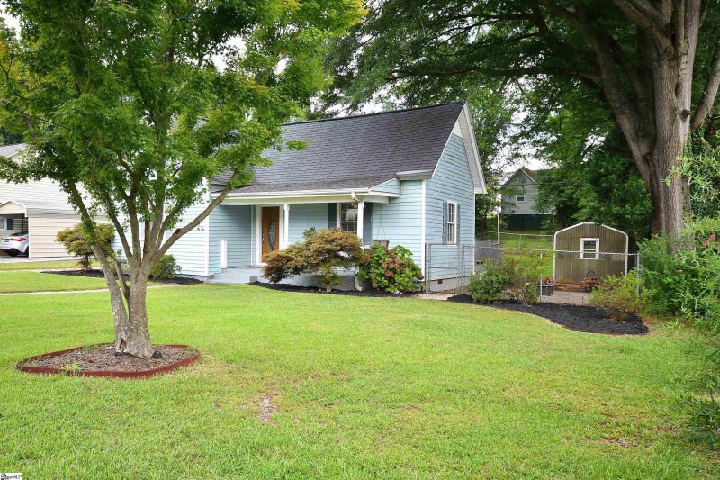 Property image 3 at 5 Blake Street, Greenville, SC 29605