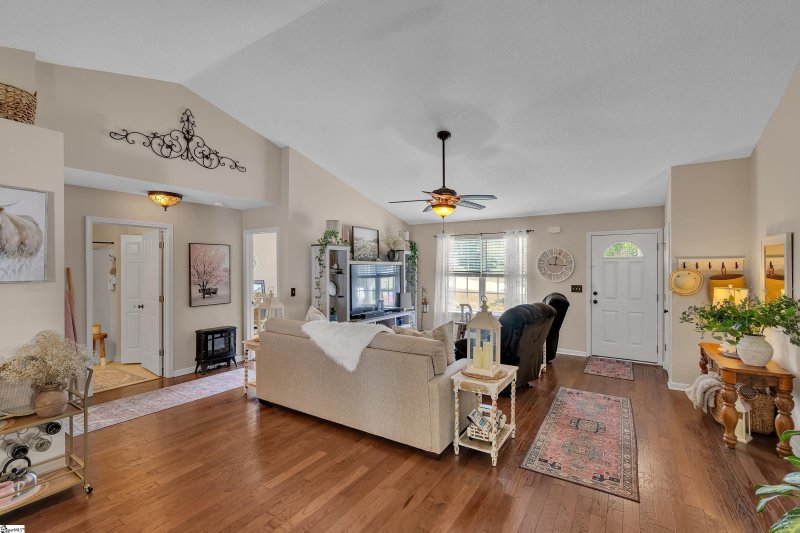 Property image 5 at 204 Rivers Edge, Easley, SC 29642