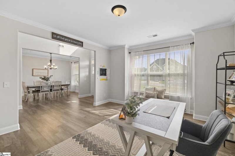 Property image 5 at 204 Montview Circle, Greenville, SC 29617