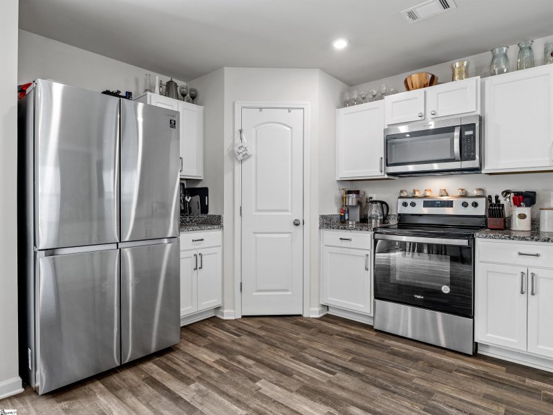 Property image 4 at 829 Vistamount Path, Spartanburg, SC 29307