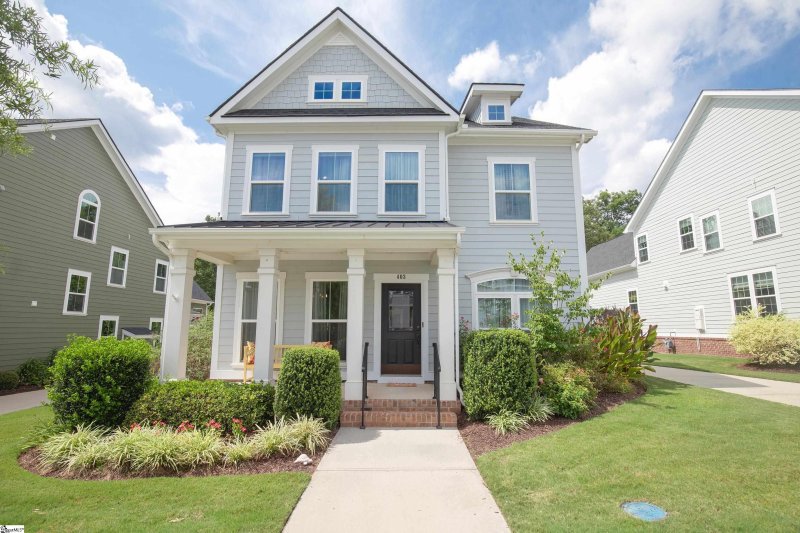 403 Algonquin Trail