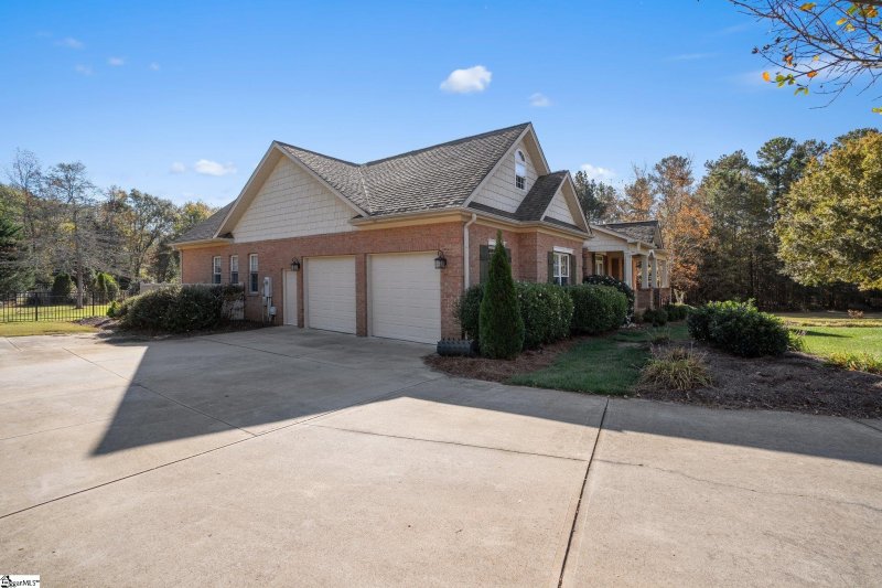 Property image 3 at 102 Trumpet Wood Trail, Simpsonville, SC 29680