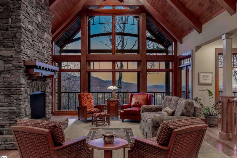 Property image 2 at 8 Goshawk Drive, Landrum, SC 29356