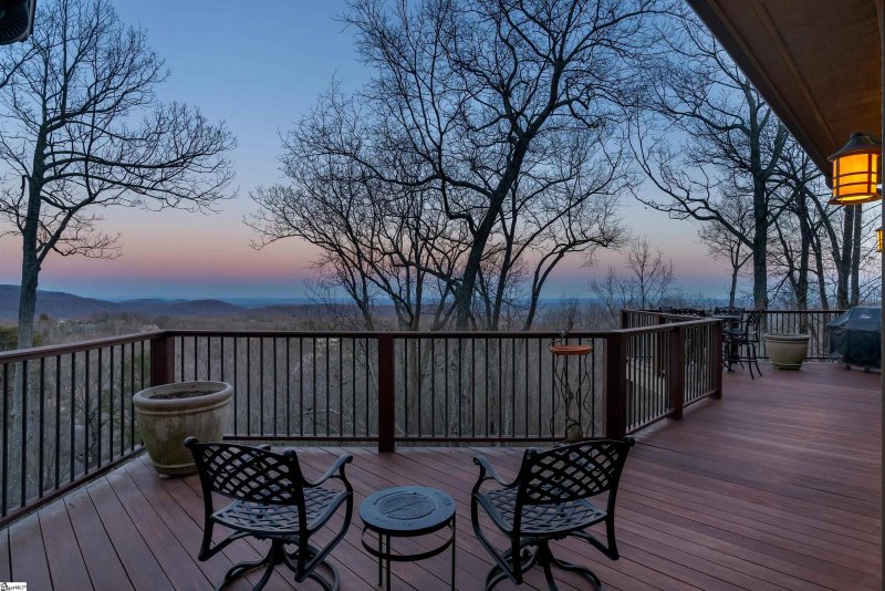 Property image 3 at 8 Goshawk Drive, Landrum, SC 29356