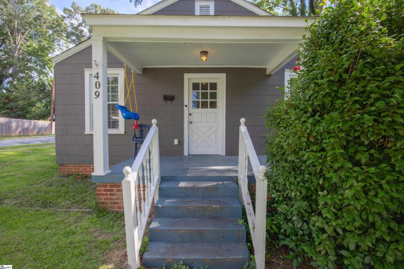 Property image 4 at 409 Gentry Street, Spartanburg, SC 29303