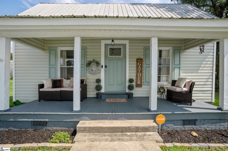Property image 2 at 109 1st Street, Fountain Inn, SC 29644