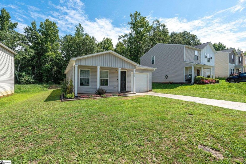 Property image 2 at 309 Cedar Ridge, Anderson, SC 29621