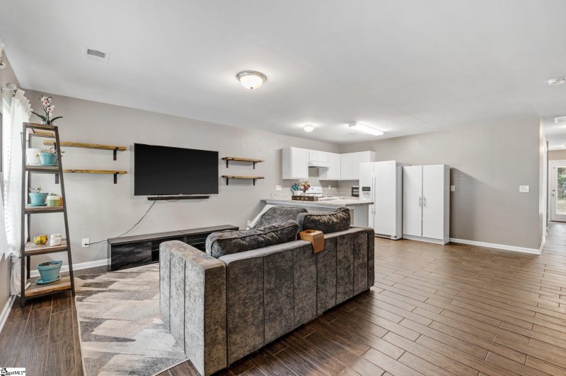 Property image 3 at 309 Cedar Ridge, Anderson, SC 29621