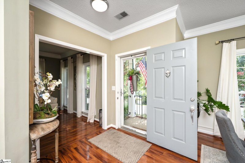 Property image 4 at 513 Omniwood Court, Greer, SC 29651