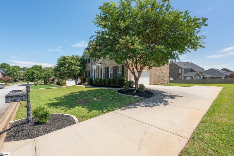 Property image 4 at 15 Glengrove Drive, Simpsonville, SC 29681