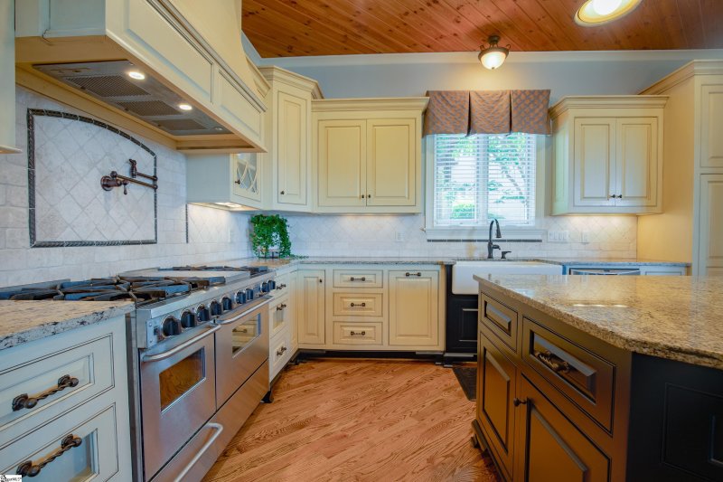 Property image 5 at 313 Sorono Drive, Greenville, SC 29609