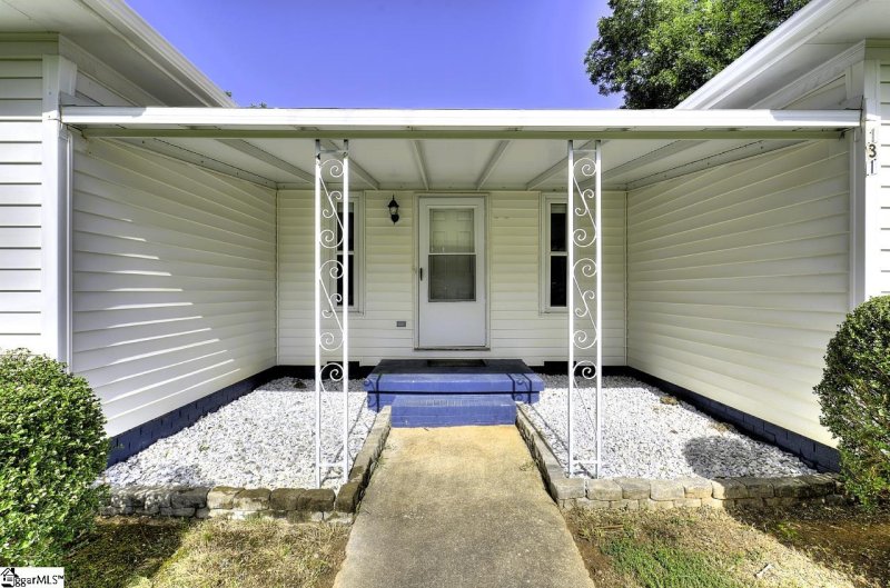 Property image 4 at 131 Abbotsford Drive, Simpsonville, SC 29681