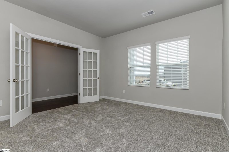 Property image 3 at 701 Whitemarsh Avenue, Simpsonville, SC 29680