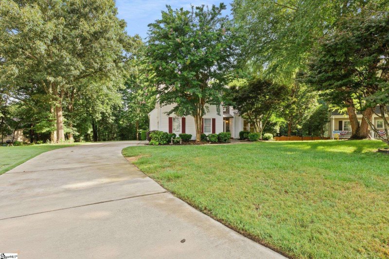 Property image 3 at 9 Whiteside Court, Simpsonville, SC 29680