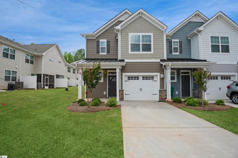 Property image 2 at 305 Rodessa Lane, Travelers Rest, SC 29690