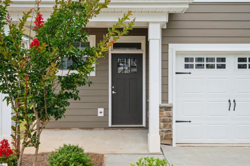 Property image 3 at 305 Rodessa Lane, Travelers Rest, SC 29690