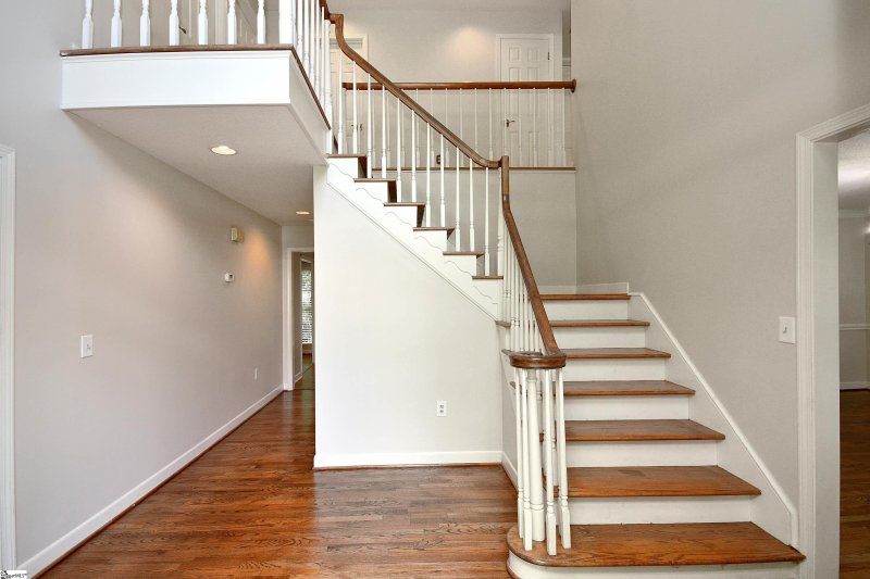 Property image 2 at 201 S Lady Slipper Lane, Greer, SC 29650