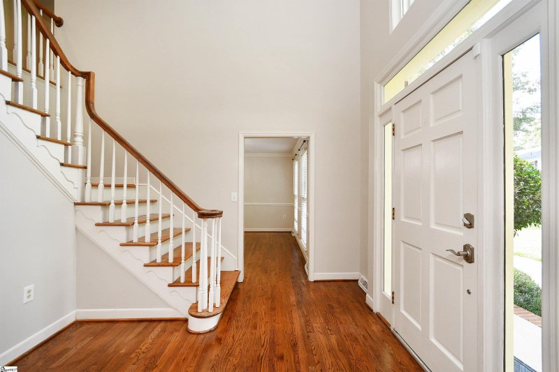 Property image 3 at 201 S Lady Slipper Lane, Greer, SC 29650