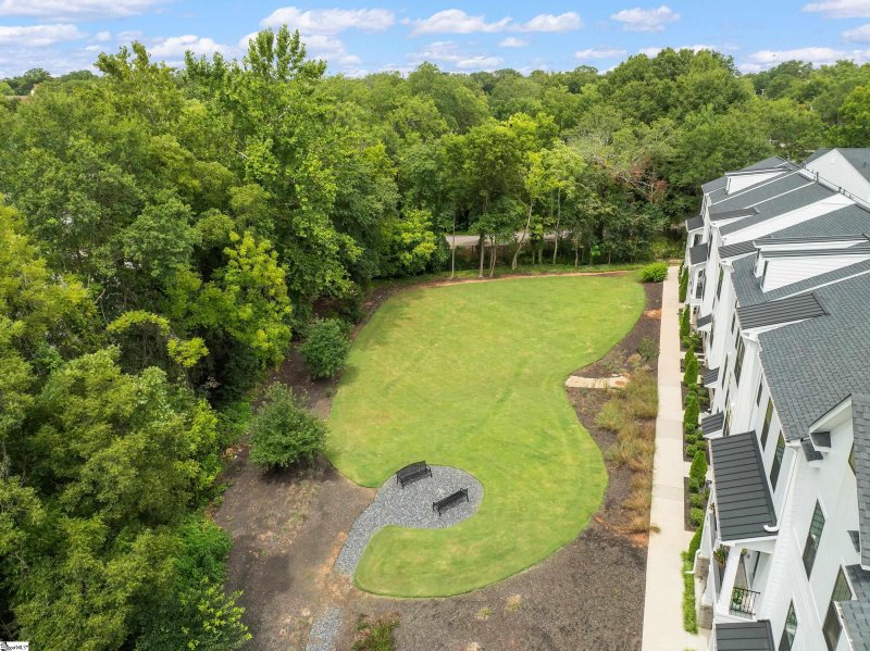 Property image 3 at 15 Millside Circle, Greenville, SC 29605