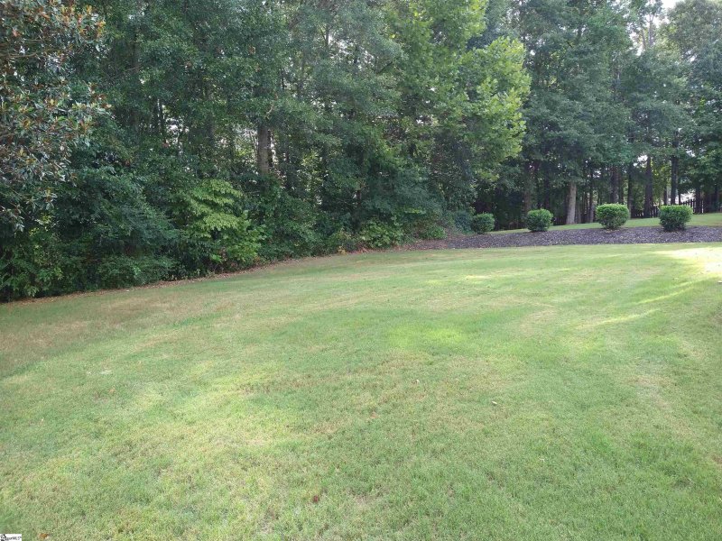 Property image 3 at 105 Armistead Lane, Easley, SC 29642