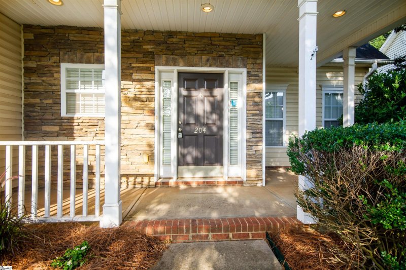 Property image 4 at 204 Reinhardt Drive, Simpsonville, SC 29681