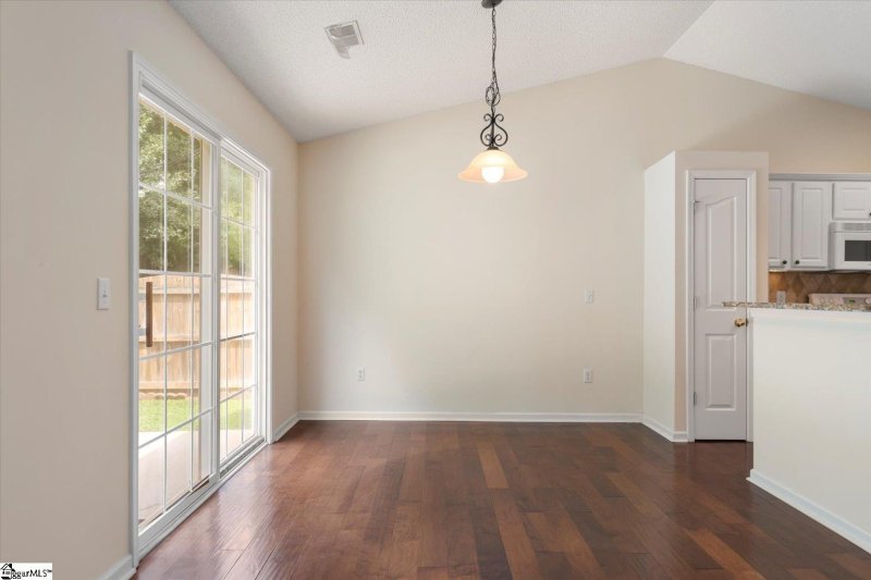 Property image 4 at 104 Scotsburn Court, Simpsonville, SC 29681